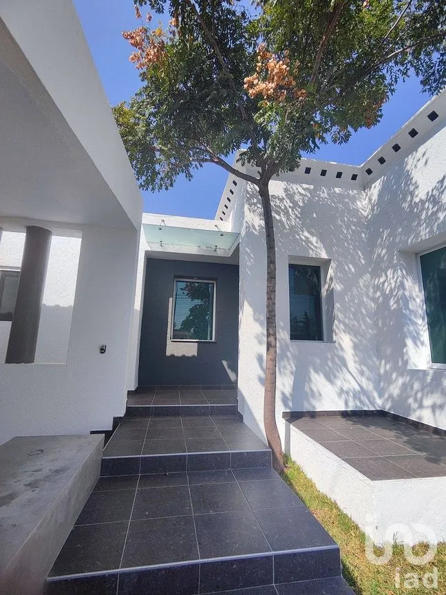 Casa en Venta en Villas de Irapuato, Irapuato, Guanajuato | NEX-283026 | iad México | Foto 2 de 15