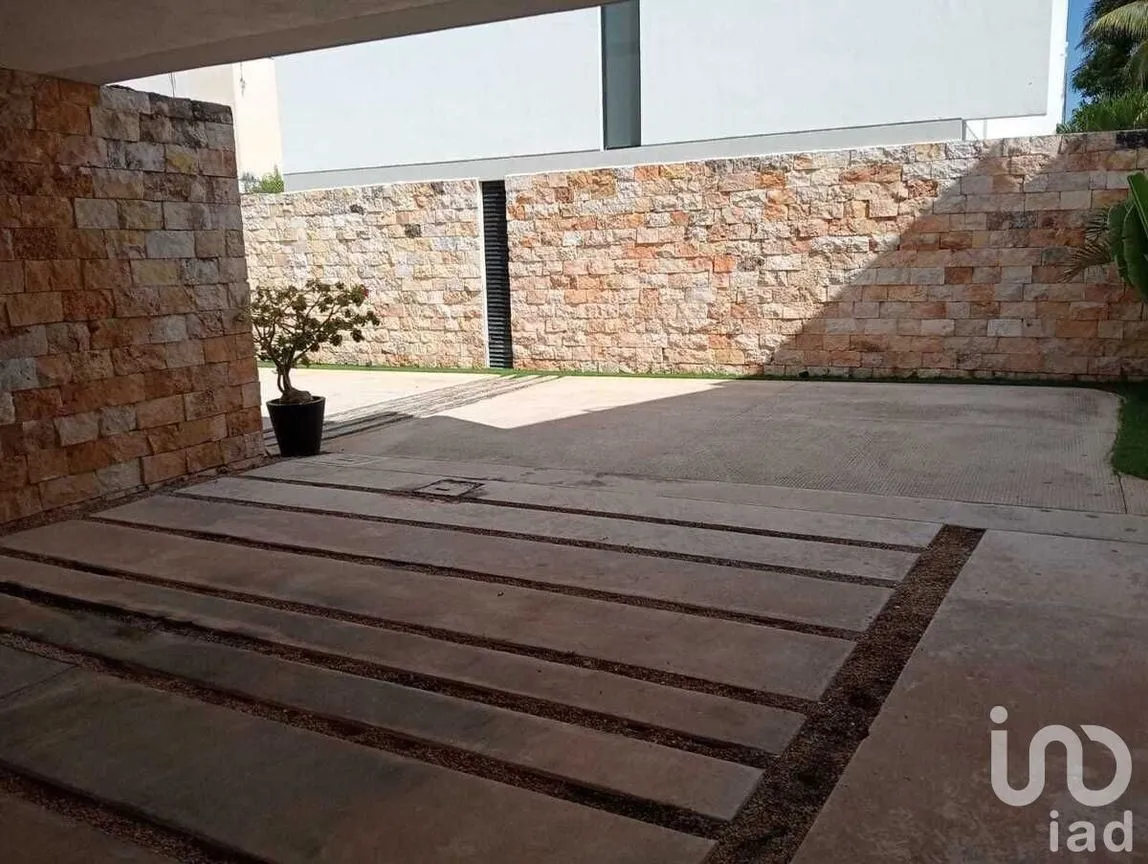 Casa en Renta en Benito Juárez Nte, Mérida, Yucatán | NEX-231682 | iad México | Foto 2 de 34