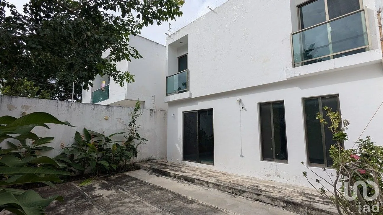 Casa en Venta en Leandro Valle, Mérida, Yucatán | NEX-290648 | iad México | Foto 4 de 17