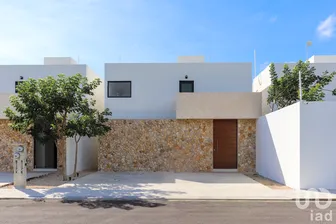 NEX-82389 - Casa en Venta, con 3 recamaras, con 4 baños, con 308 m2 de construcción en Dzityá, CP 97302, Yucatán.