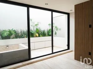 NEX-275462 - Casa en Venta, con 4 recamaras, con 4 baños, con 223 m2 de construcción en Altozano el Nuevo Querétaro, CP 76237, Querétaro.