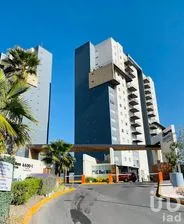NEX-297680 - Departamento en Renta, con 3 recamaras, con 2 baños, con 100 m2 de construcción.