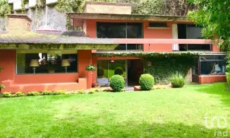 NEX-83091 - Casa en Venta, con 4 recamaras, con 3 baños, con 420 m2 de construcción en Bosque de las Lomas, CP 11700, Ciudad de México.