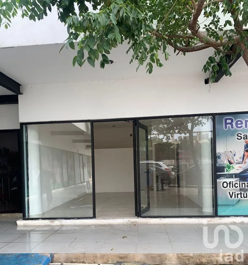 Local en Renta en Ampliación Revolución, Mérida, Yucatán | NEX-230383 | iad México | Foto 2 de 4