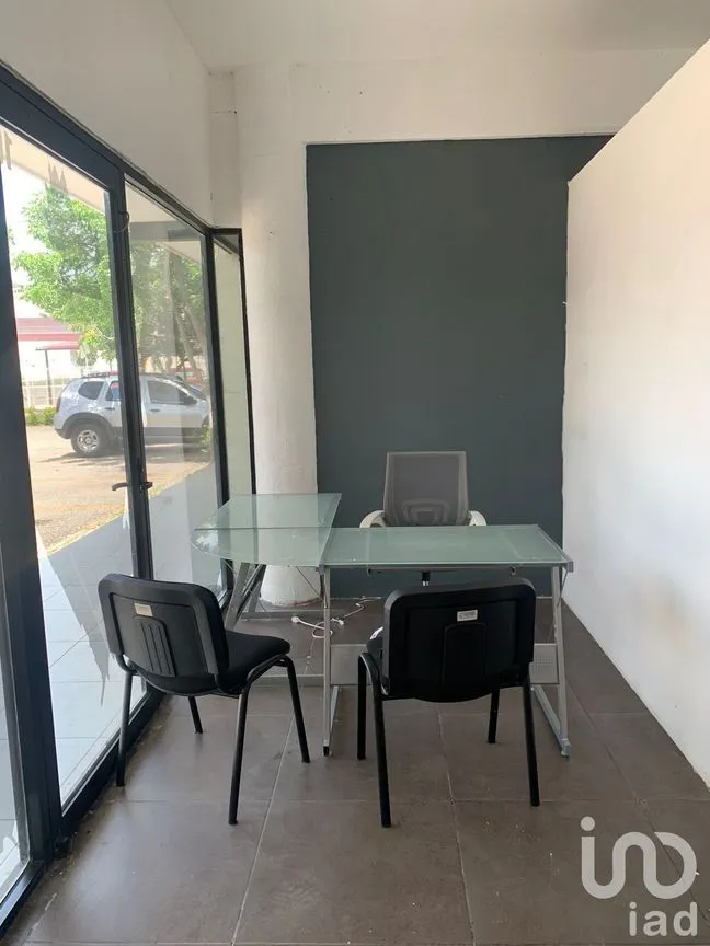Oficina en Renta en Ampliación Revolución, Mérida, Yucatán | NEX-230399 | iad México | Foto 3 de 12