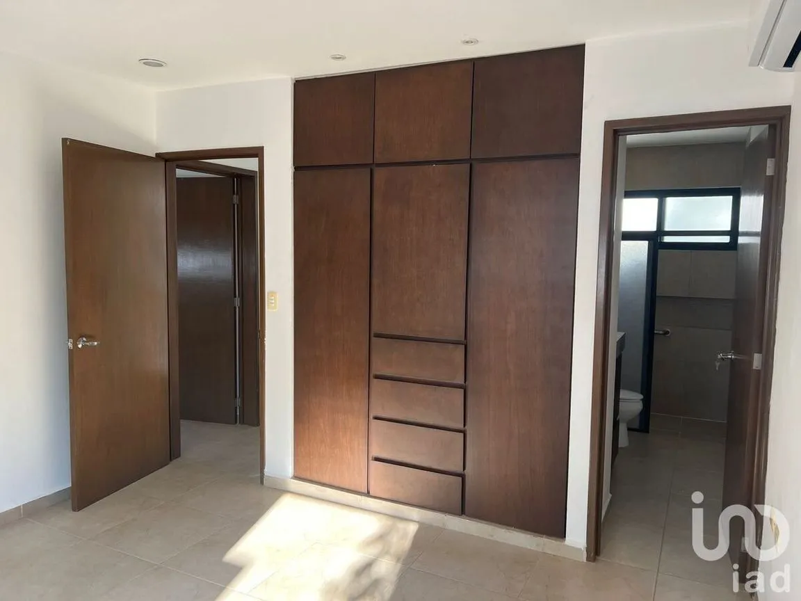 Casa en Renta en Bosques de Conkal, Conkal, Yucatán | NEX-230401 | iad México | Foto 5 de 21