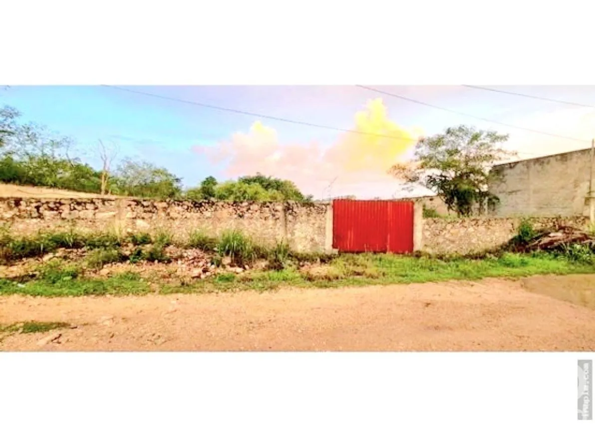 Terreno en Venta en Chichi Suárez, Mérida, Yucatán | NEX-230403 | iad México | Foto 3 de 6