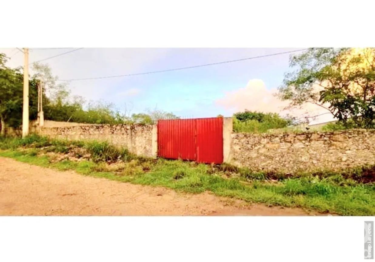 Terreno en Venta en Chichi Suárez, Mérida, Yucatán | NEX-230403 | iad México | Foto 1 de 6