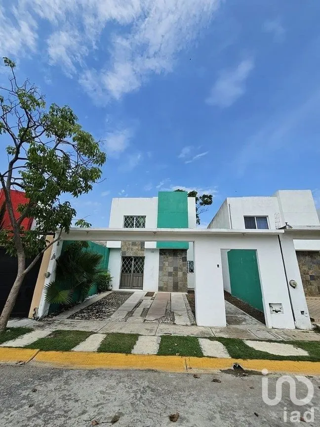 Casa en Renta en Residencial Bonanza, Tuxtla Gutiérrez, Chiapas | NEX-292329 | iad México | Foto 1 de 32