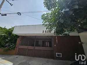 NEX-293756 - Casa en Venta, con 3 recamaras, con 3 baños, con 155 m2 de construcción en El Mirador II, CP 29057, Chiapas.
