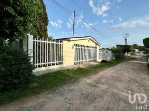 NEX-296147 - Casa en Renta, con 4 recamaras, con 2 baños, con 200 m2 de construcción en La Herradura, CP 30478, Chiapas.
