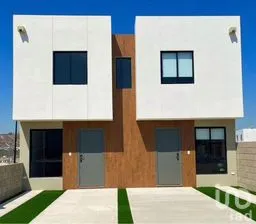 NEX-288804 - Casa en Venta, con 2 recamaras, con 1 baño, con 64 m2 de construcción en García, CP 22123, Baja California.