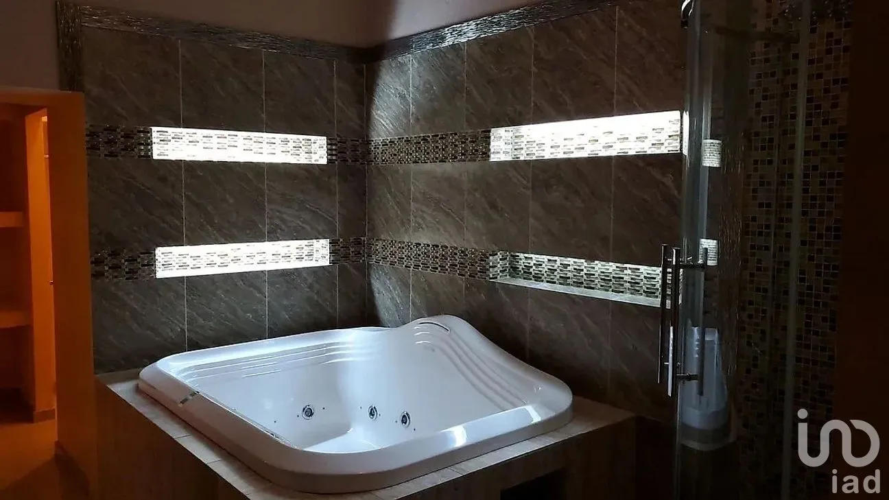 Casa en Venta en Garita Otay, Tijuana, Baja California | NEX-290332 | iad México | Foto 2 de 14