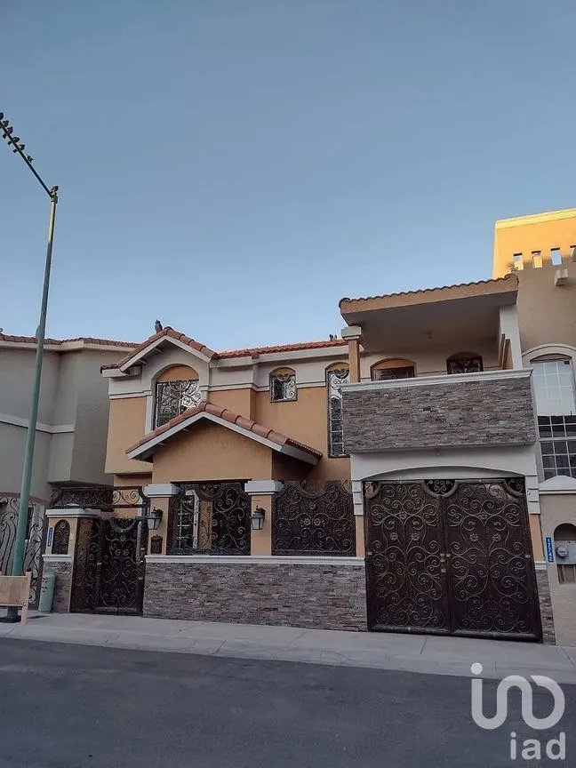 Casa en Venta en Garita Otay, Tijuana, Baja California | NEX-290332 | iad México | Foto 1 de 14