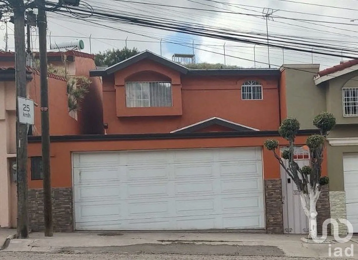 Casa en Venta en Industrial Pacífico I, Tijuana, Baja California | NEX-291496 | iad México | Foto 1 de 26