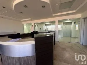 NEX-293003 - Oficina en Renta, con 1 baño, con 120 m2 de construcción en Agua Caliente, CP 22024, Baja California.