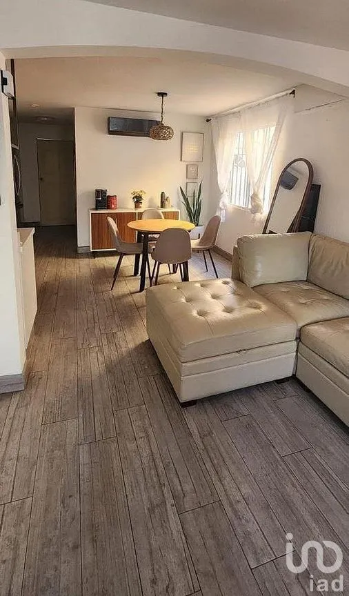 Casa en Venta en Jardines de La Misión, Tijuana, Baja California | NEX-294506 | iad México | Foto 2 de 5