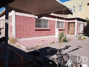 NEX-279125 - Casa en Venta, con 4 recamaras, con 3 baños, con 226.5 m2 de construcción en Centro, CP 23880, Baja California Sur.