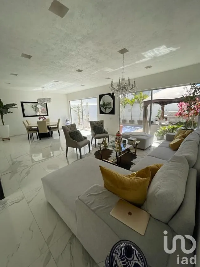 Casa en Venta en Cumbres del Lago, Querétaro, Querétaro | NEX-228809 | iad México | Foto 2 de 17