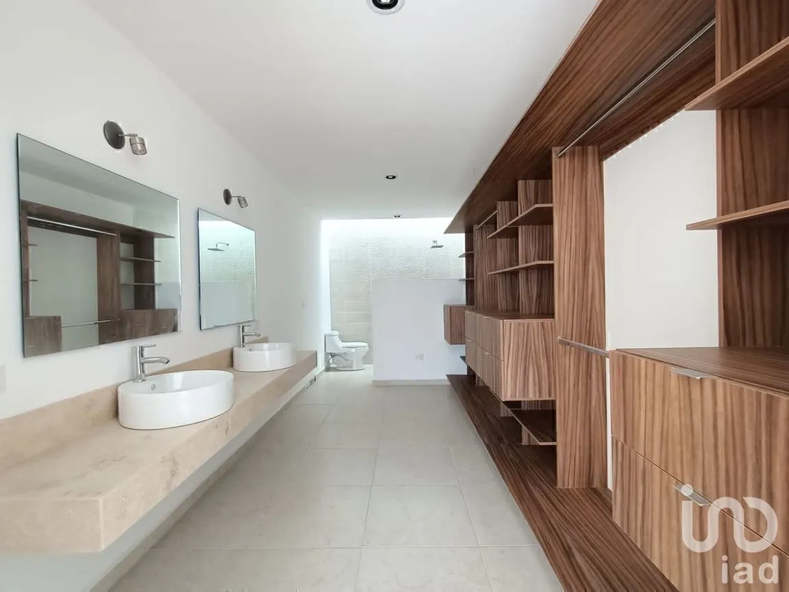 Casa en Venta en Real de Juriquilla, Querétaro, Querétaro | NEX-228814 | iad México | Foto 9 de 12