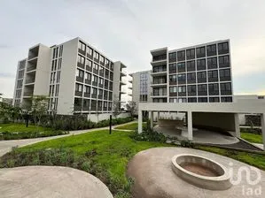 NEX-288573 - Departamento en Renta, con 2 recamaras, con 2 baños, con 135 m2 de construcción en Juriquilla, CP 76226, Querétaro.