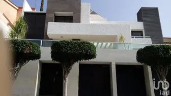 NEX-288854 - Casa en Venta, con 4 recamaras, con 4 baños, con 720 m2 de construcción en Loma Dorada, CP 76060, Querétaro.