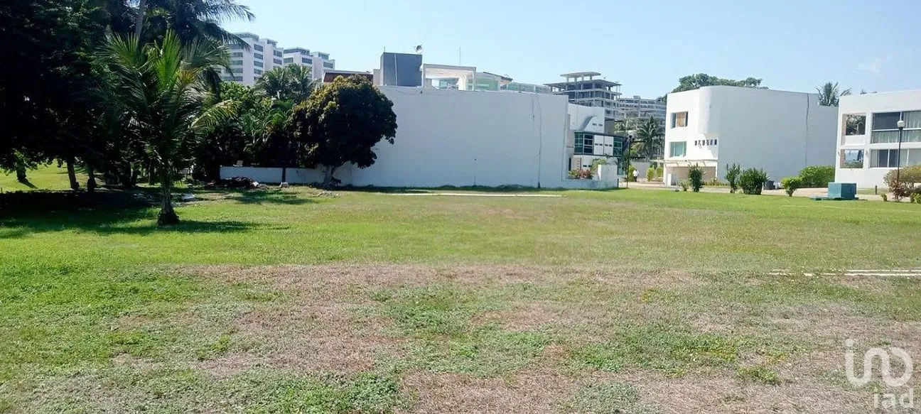 Terreno en Venta en Playa Diamante, Acapulco de Juárez, Guerrero | NEX-292356 | iad México | Foto 2 de 8