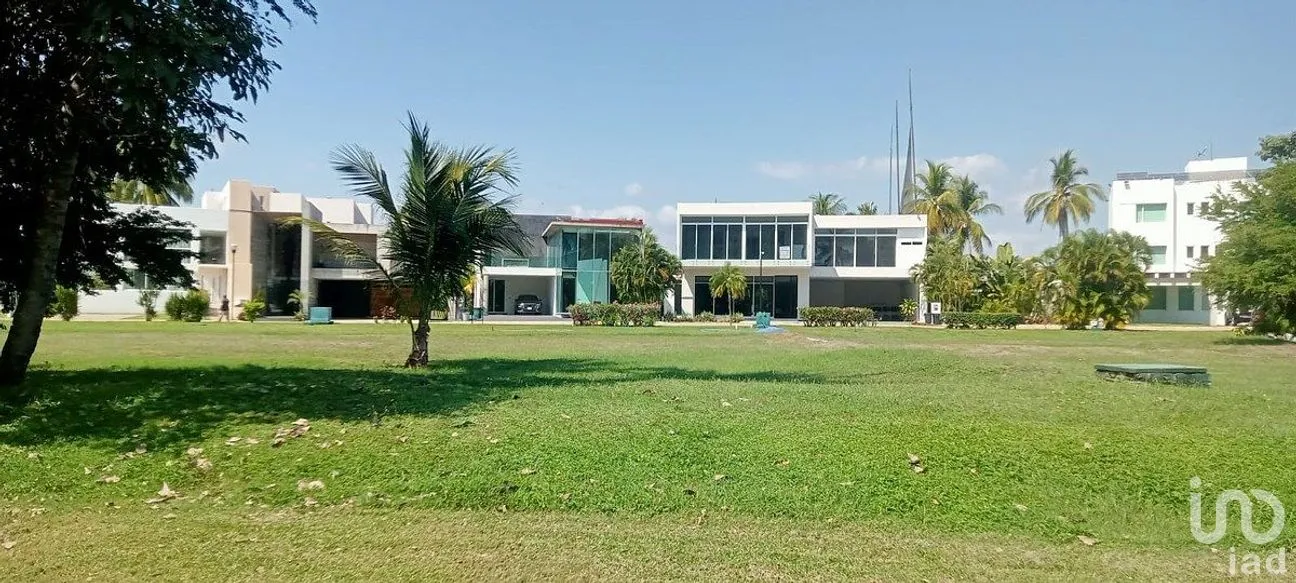 Terreno en Venta en Playa Diamante, Acapulco de Juárez, Guerrero | NEX-292356 | iad México | Foto 3 de 8
