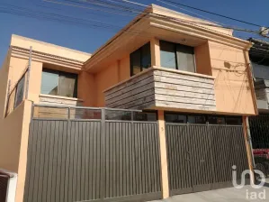 NEX-80249 - Casa en Venta, con 3 recamaras, con 3 baños, con 225 m2 de construcción en Insurgentes Oriente, CP 72540, Puebla.