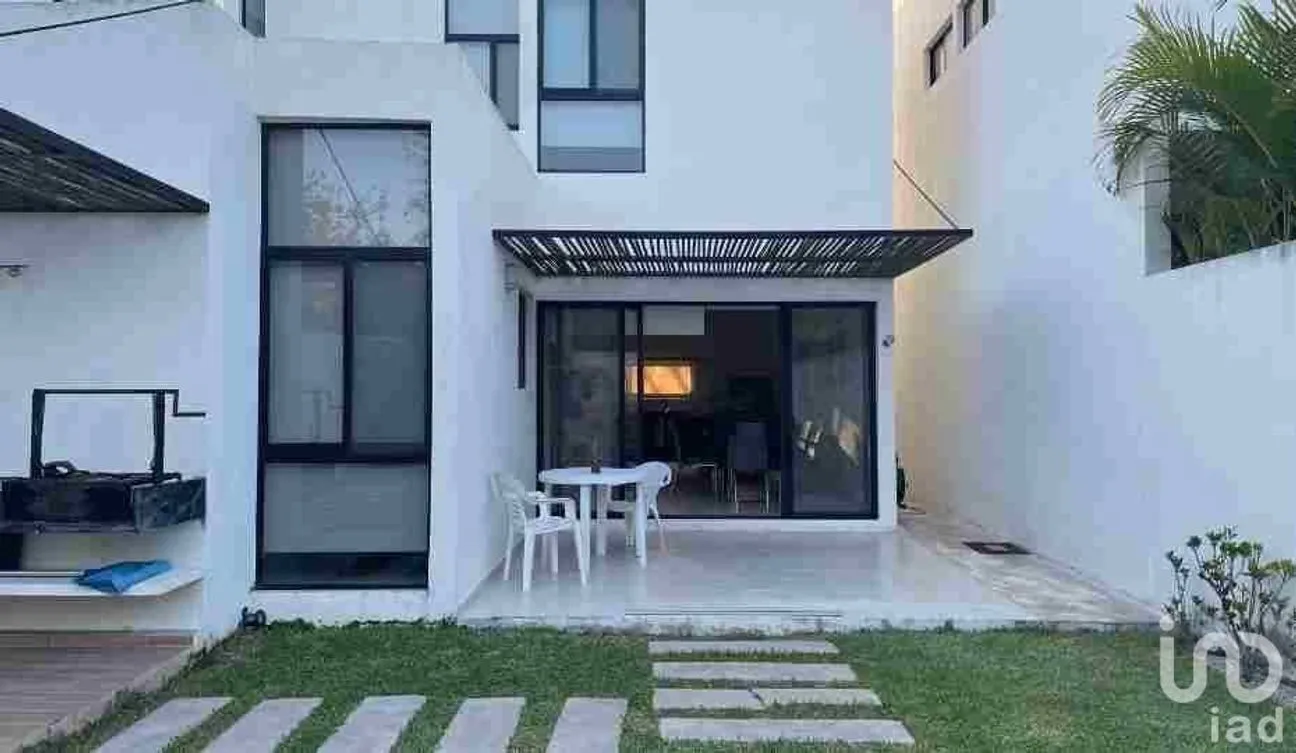 Casa en Renta en Conkal, Conkal, Yucatán | NEX-228918 | iad México | Foto 4 de 8
