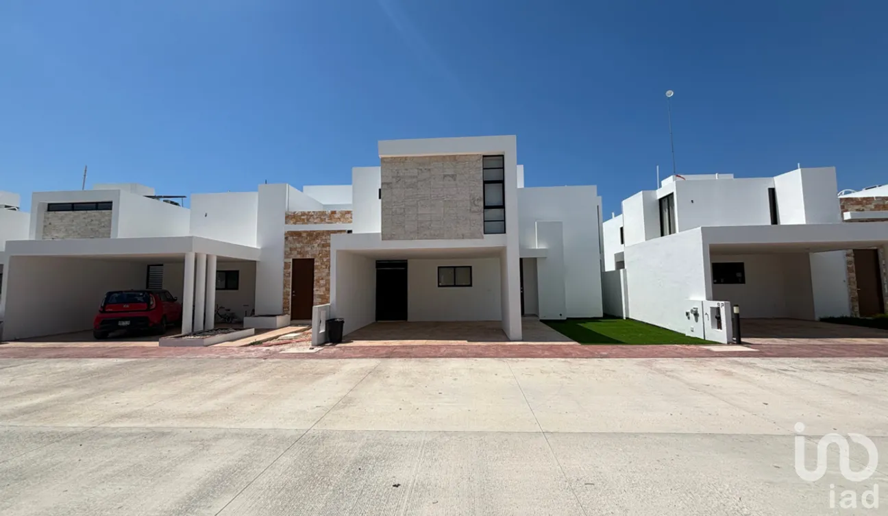 Casa en Venta en Conkal, Conkal, Yucatán | NEX-228954 | iad México | Foto 1 de 11