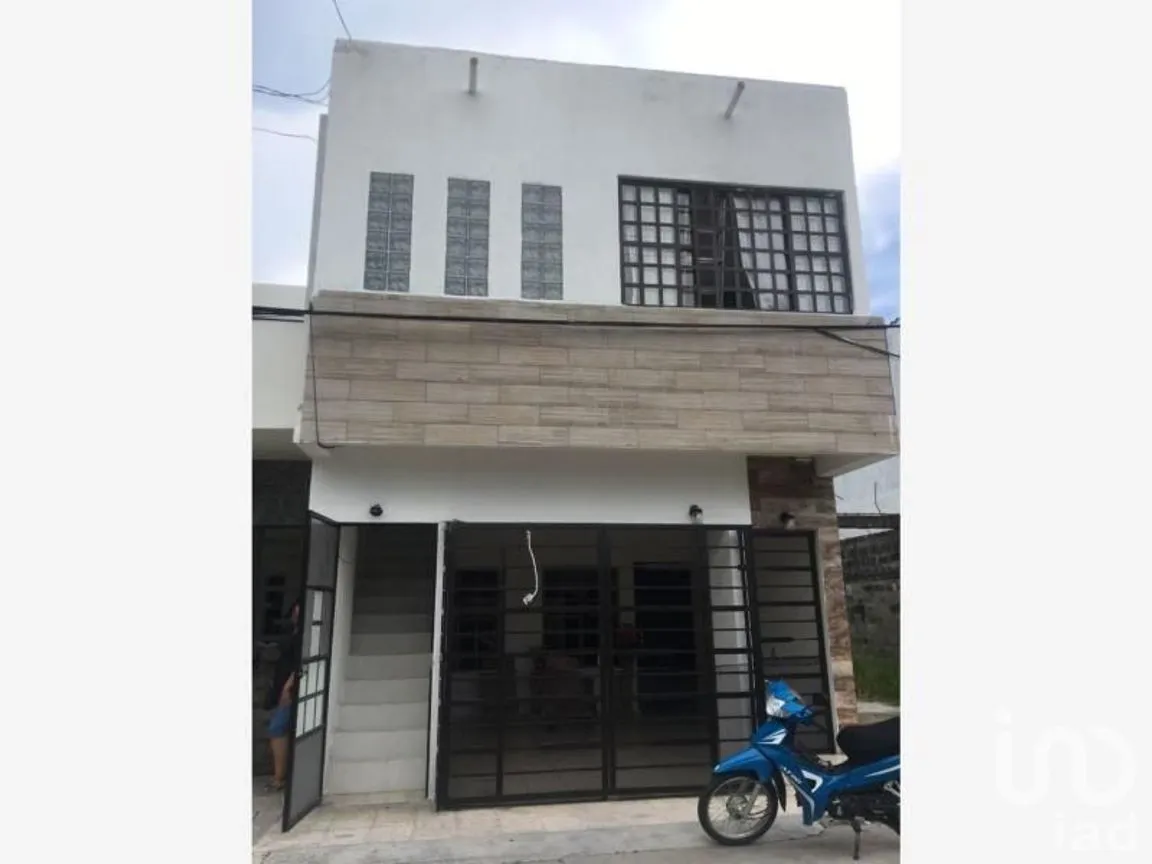 Casa en Renta en Morelos, Comalcalco, Tabasco | NEX-80045 | iad México | Foto 1 de 12