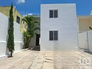 NEX-299077 - Casa en Venta, con 3 recamaras, con 2 baños, con 127.28 m2 de construcción.