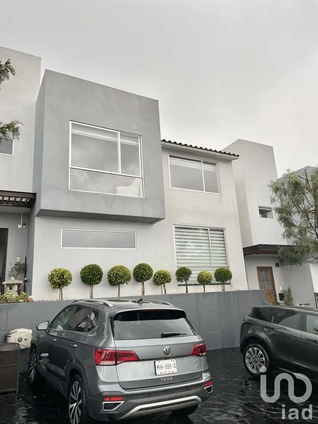 Casa en Venta en Bosque Esmeralda, Atizapán de Zaragoza, Estado De México | NEX-226639 | iad México | Foto 2 de 41