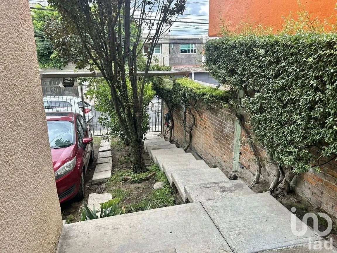 Casa en Venta en Santa Cruz del Monte, Naucalpan de Juárez, Estado De México | NEX-226799 | iad México | Foto 3 de 15