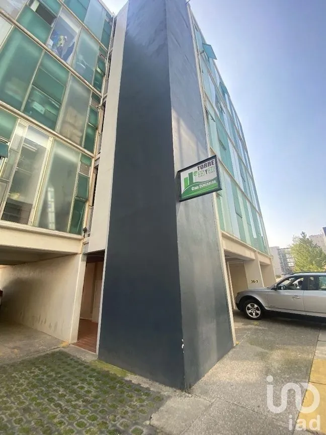 Departamento en Renta en Bosque Esmeralda, Atizapán de Zaragoza, Estado De México | NEX-229339 | iad México | Foto 1 de 17