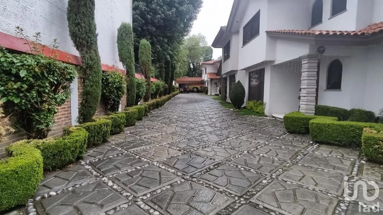 Casa en Venta en Las Arboledas, Atizapán de Zaragoza, Estado De México | NEX-231668 | iad México | Foto 2 de 13