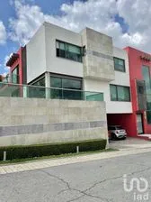 NEX-231687 - Casa en Venta, con 3 recamaras, con 3 baños, con 350 m2 de construcción en Bosque Esmeralda, CP 52930, Estado De México.