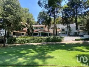 NEX-271936 - Casa en Venta, con 7 recamaras, con 7 baños, con 950 m2 de construcción en Club de Golf Valle Escondido, CP 52937, Estado de México.