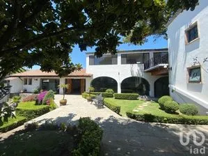 NEX-272001 - Casa en Venta, con 4 recamaras, con 4 baños, con 700 m2 de construcción en Club de Golf Chiluca, CP 52930, Estado de México.