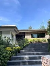 NEX-272024 - Casa en Venta, con 3 recamaras, con 3 baños, con 439 m2 de construcción en Club de Golf Valle Escondido, CP 52937, Estado de México.
