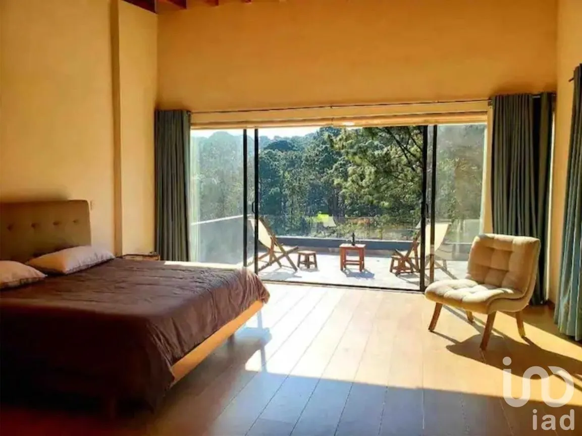 Casa en Renta en Avándaro, Valle de Bravo, Estado de México | NEX-275504 | iad México | Foto 6 de 11