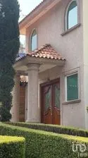 NEX-275567 - Casa en Venta, con 4 recamaras, con 5 baños, con 850 m2 de construcción en Bosques de la Hacienda 2a Sección, CP 54715, Estado de México.