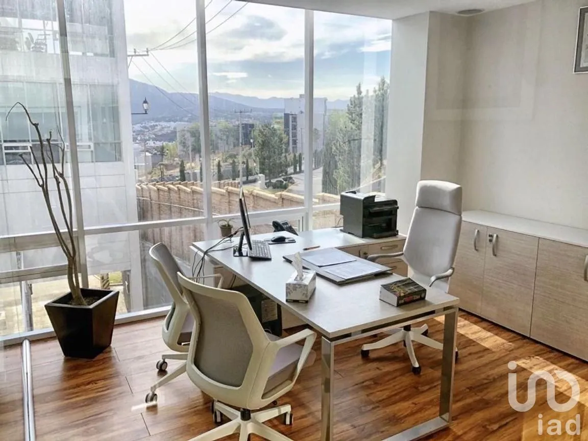 Oficina en Venta en Bosque Esmeralda, Atizapán de Zaragoza, Estado de México | NEX-276960 | iad México | Foto 2 de 23