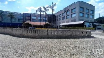 NEX-281921 - Oficina en Venta, con 42.54 m2 de construcción en Hacienda de Valle Escondido, CP 52937, Estado de México.