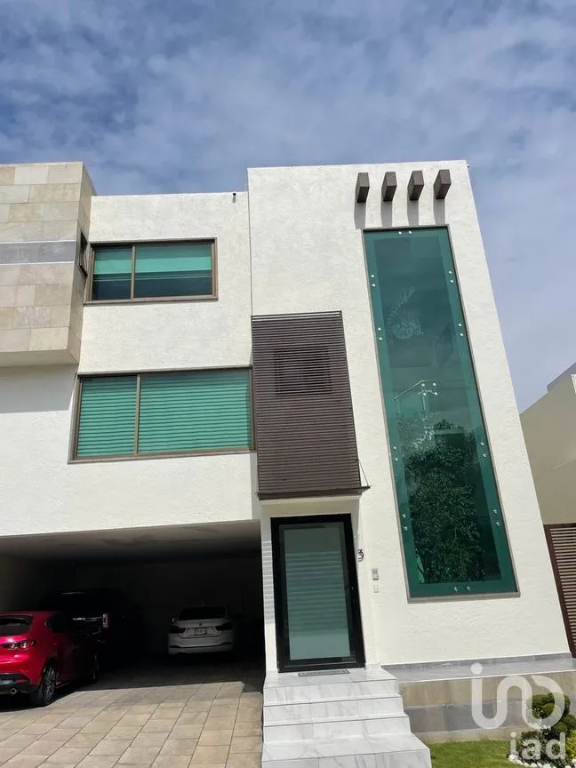 Casa en Venta en Bosque Esmeralda, Atizapán de Zaragoza, Estado de México | NEX-281922 | iad México | Foto 2 de 28