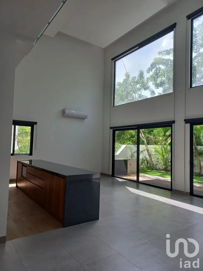 Casa en Renta en Yucatán Country Club, Mérida, Yucatán | NEX-281928 | iad México | Foto 3 de 11