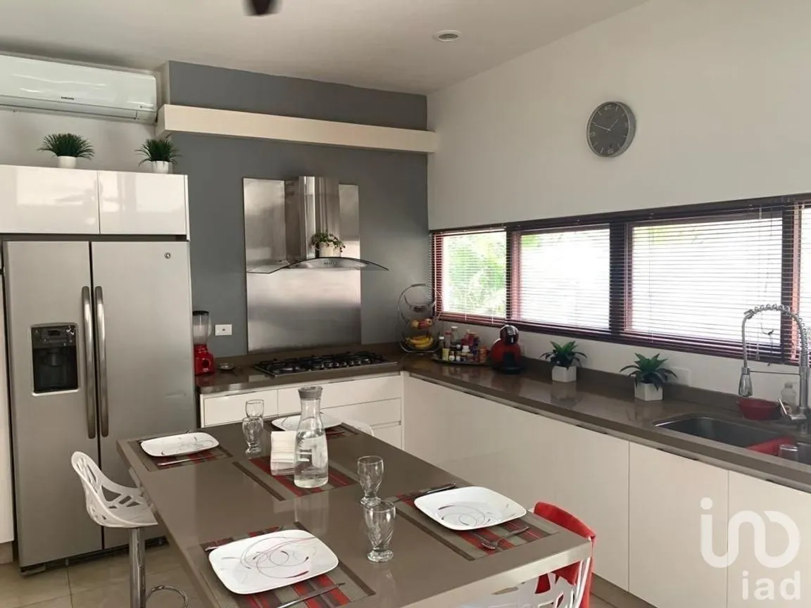 Casa en Venta en Yucatán Country Club, Mérida, Yucatán | NEX-281934 | iad México | Foto 4 de 29