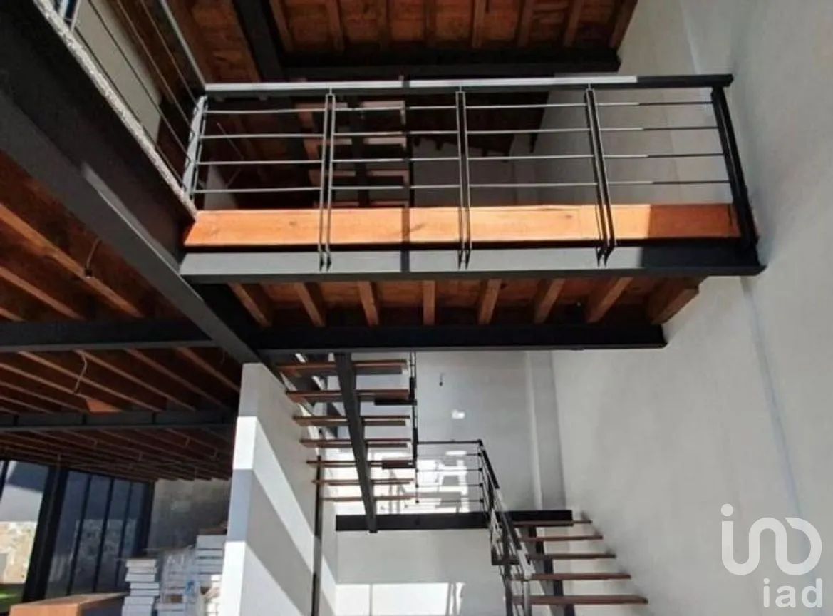Casa en Venta en Avándaro, Valle de Bravo, Estado de México | NEX-282842 | iad México | Foto 3 de 10
