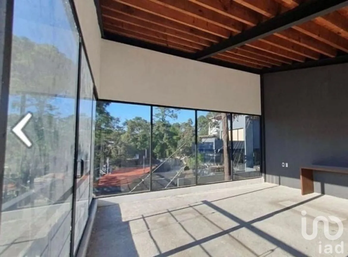 Casa en Venta en Avándaro, Valle de Bravo, Estado de México | NEX-282842 | iad México | Foto 5 de 10
